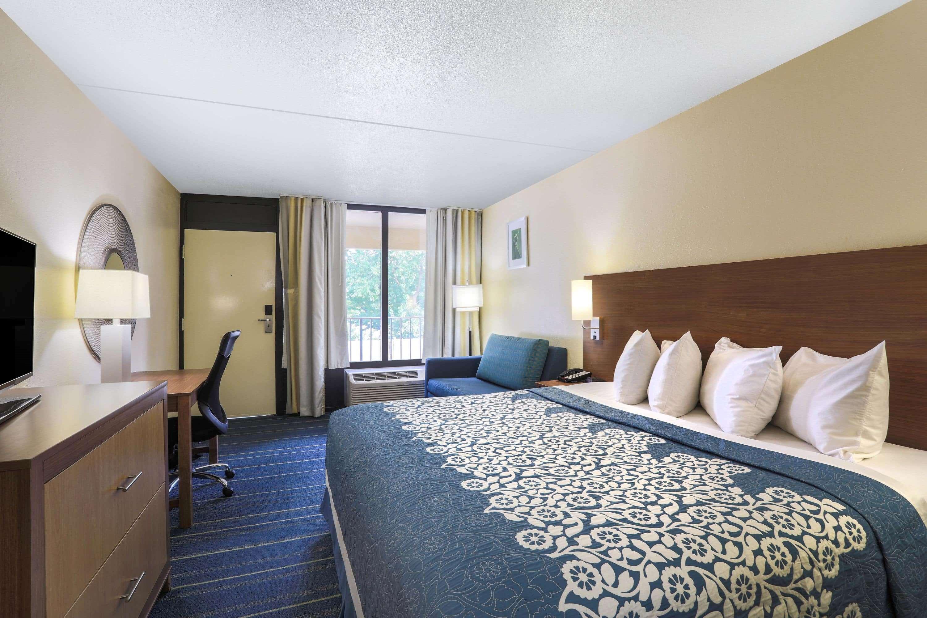 Days Inn By Wyndham Newark Wilmington Exteriér fotografie