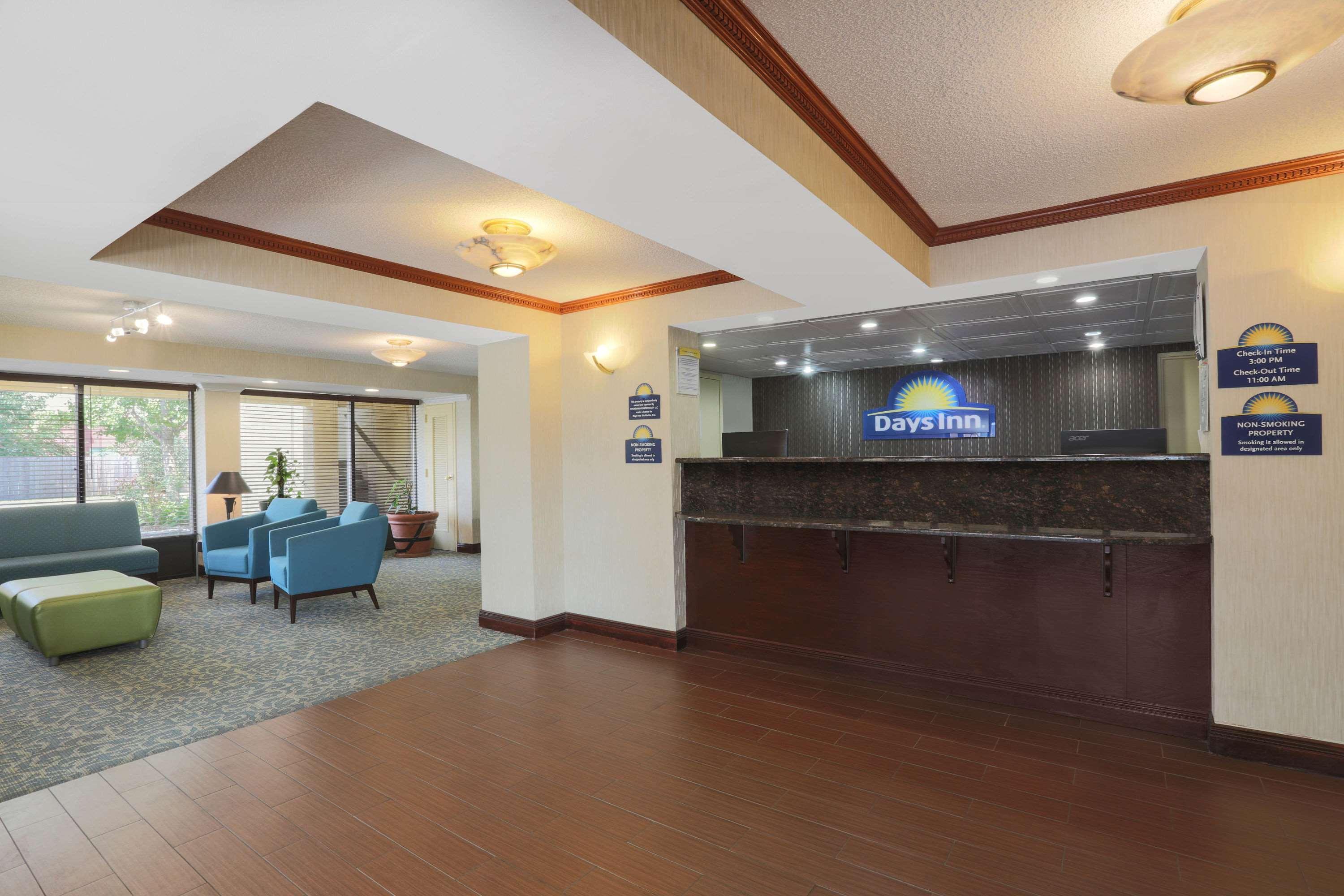 Days Inn By Wyndham Newark Wilmington Exteriér fotografie