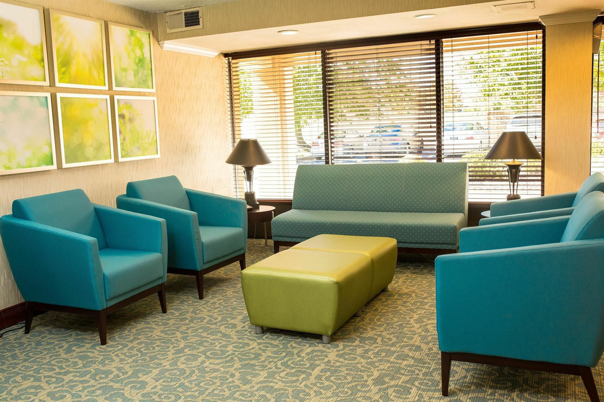 Days Inn By Wyndham Newark Wilmington Exteriér fotografie