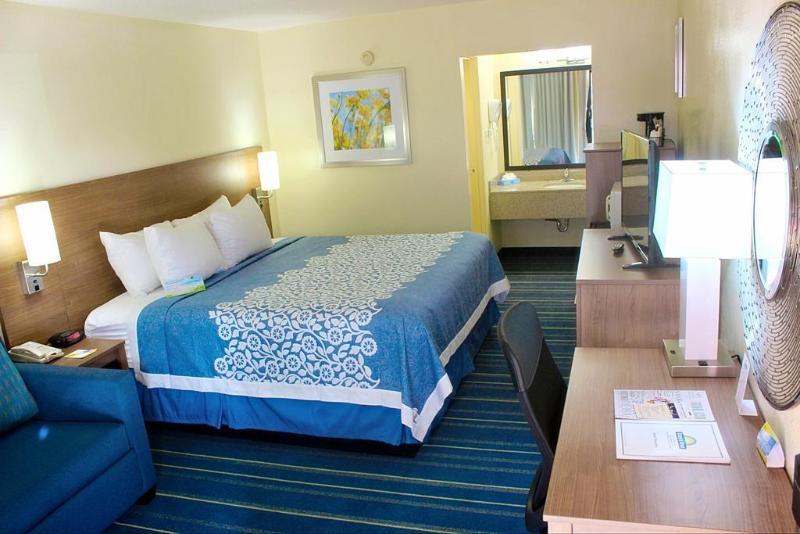 Days Inn By Wyndham Newark Wilmington Exteriér fotografie